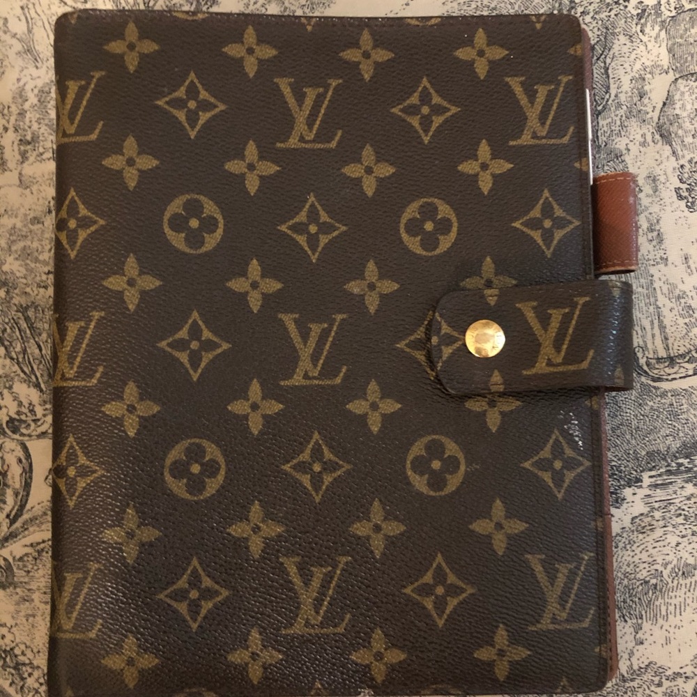 Authentic Louis Vuitton Day Planner